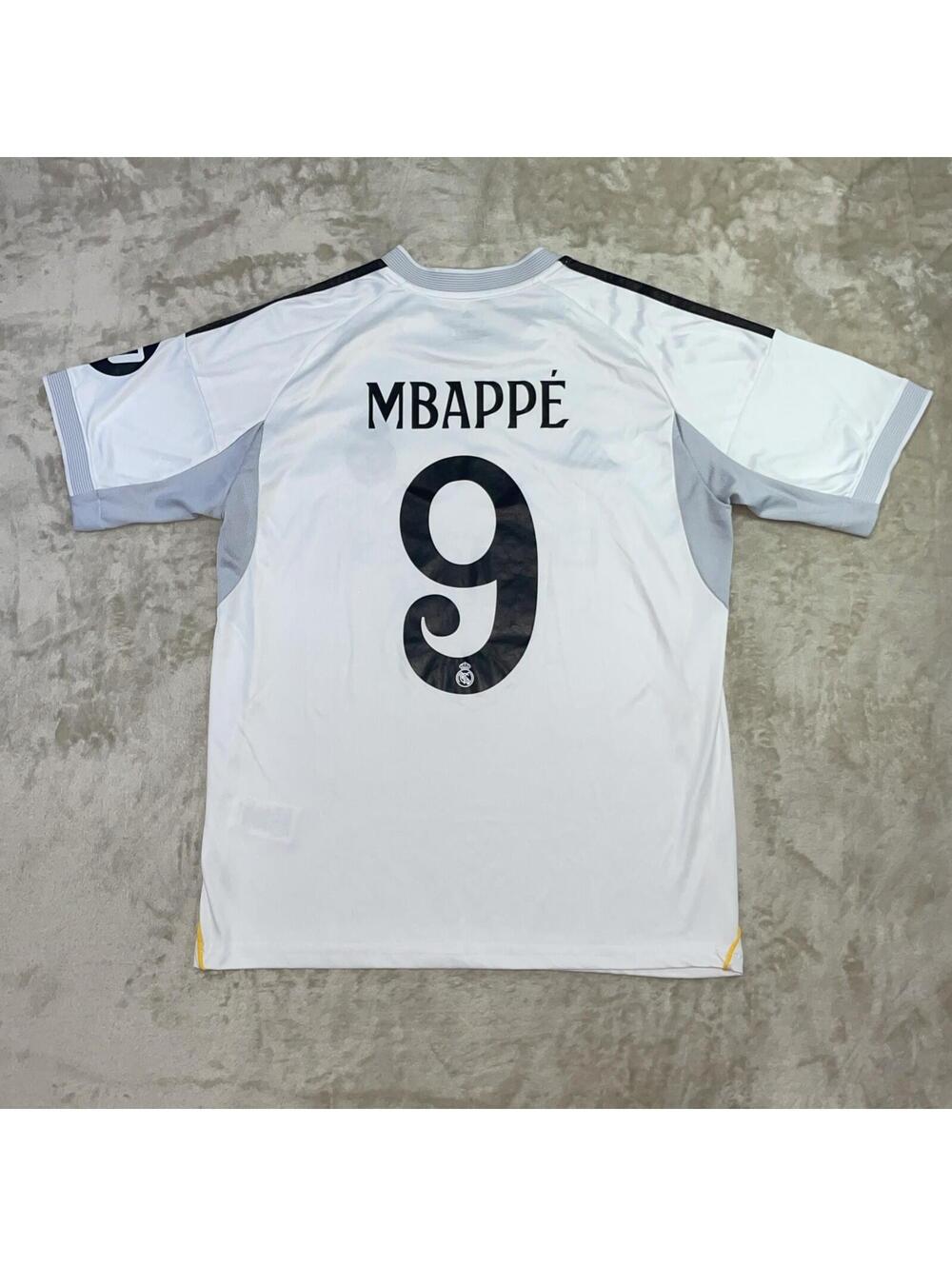 Adidas Real Madrid Kylian Mbappé 2024/ 25 Home Slim Fit Jersey Men’s Large EUC